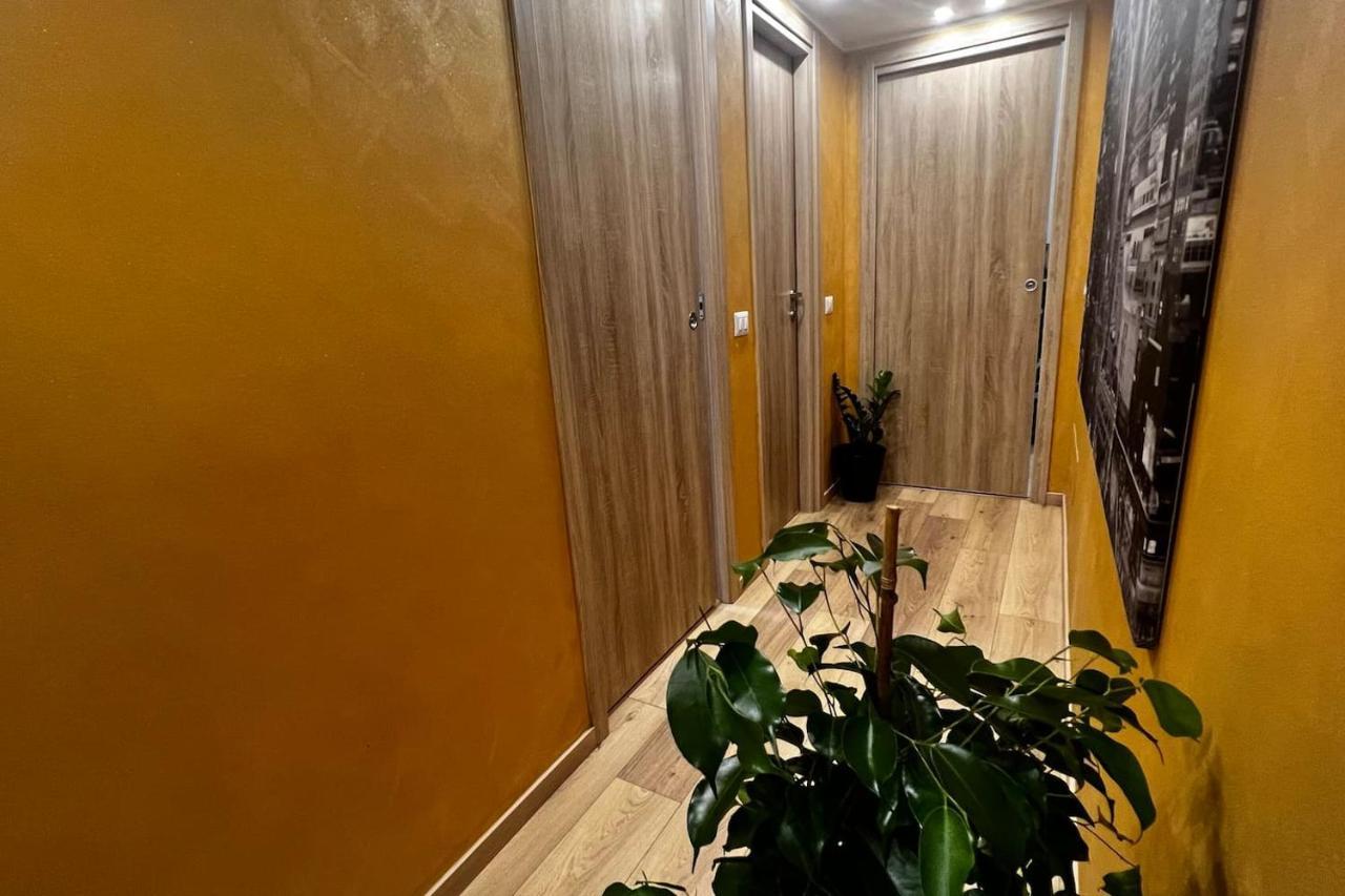 ミラノPrestigioso Trilocale Sui Navigli Con A/C & Wi-Fiアパートメント エクステリア 写真