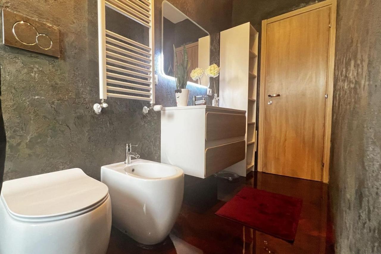 ミラノPrestigioso Trilocale Sui Navigli Con A/C & Wi-Fiアパートメント エクステリア 写真
